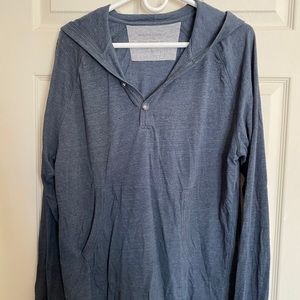 Banana Republic long sleeve hooded shirt